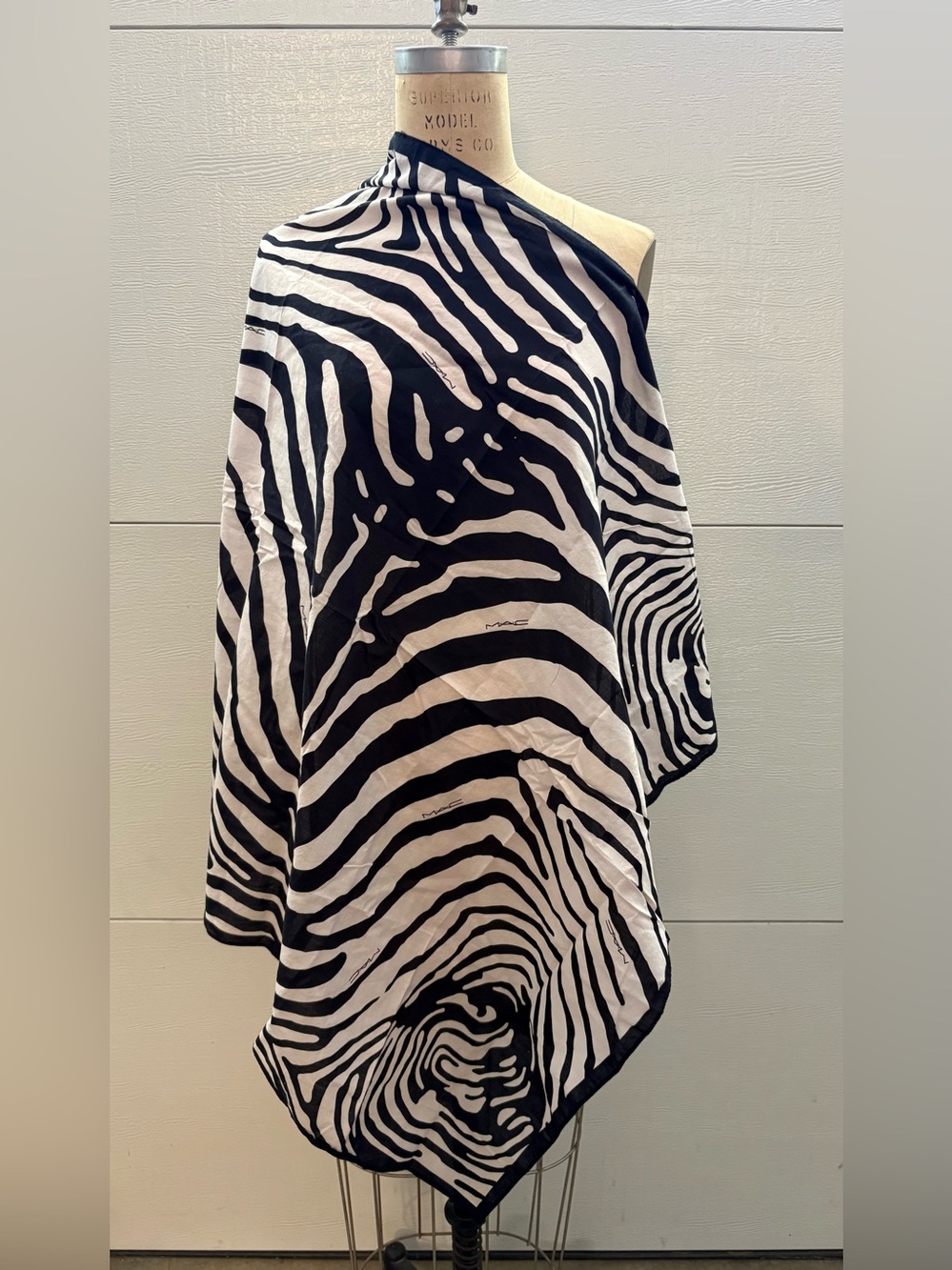MAC Cosmetics VINTAGE late90’s-early 2000 Black & White Zebra Print Large Scarf